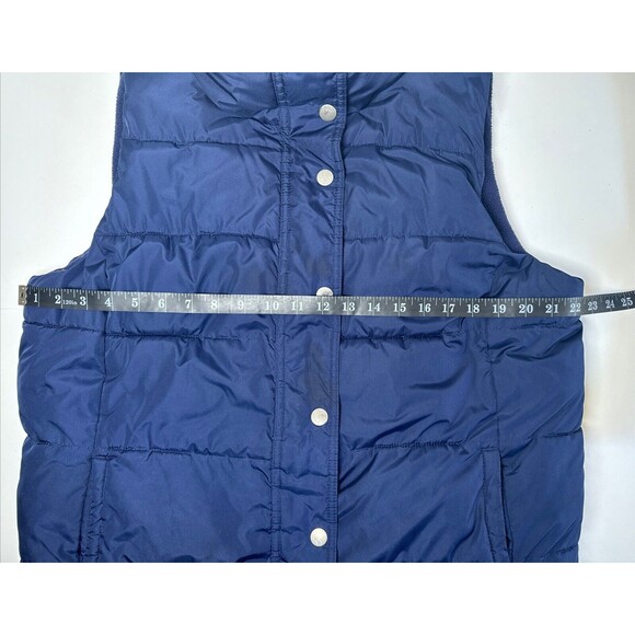 Women's Navy Puffer Vest - Picture 11 of 15